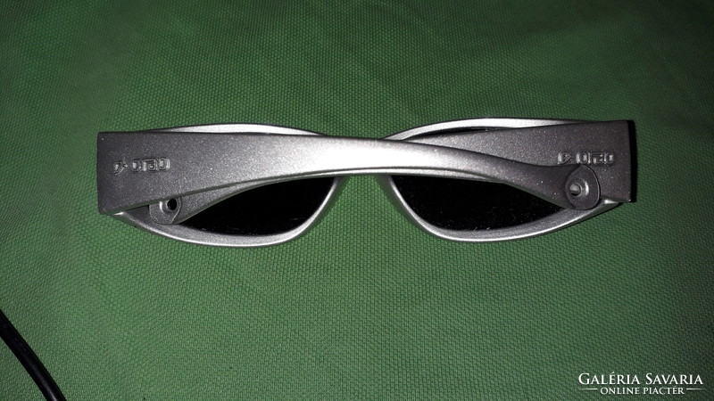 Quality unisex oakley style sunglasses according to the pictures 11.