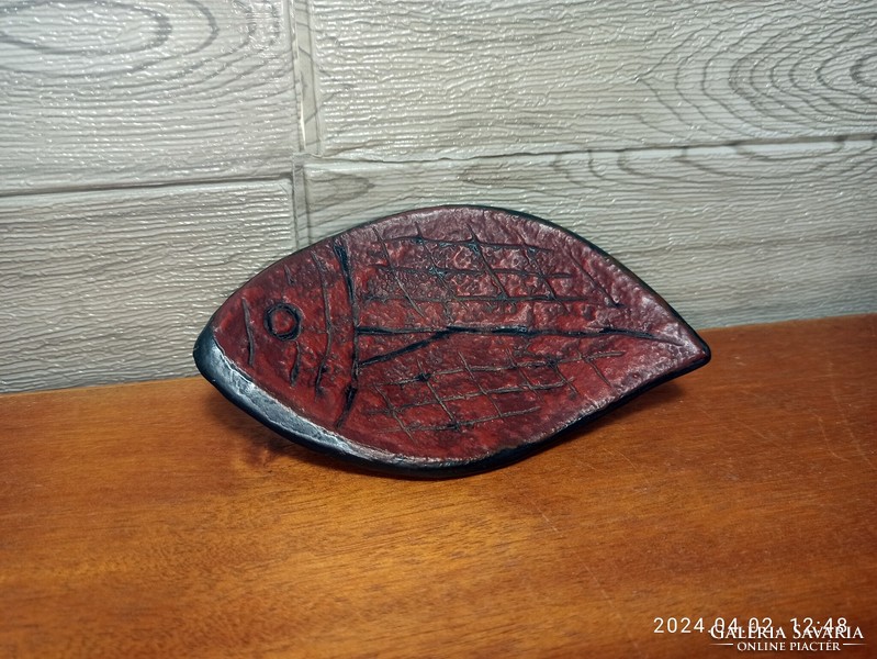 Gallery ceramic ash bowl with fish
