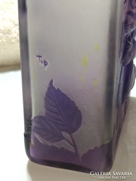 Beautiful purple flower pattern tip daum nancy by gallé vase 22.5 cm high