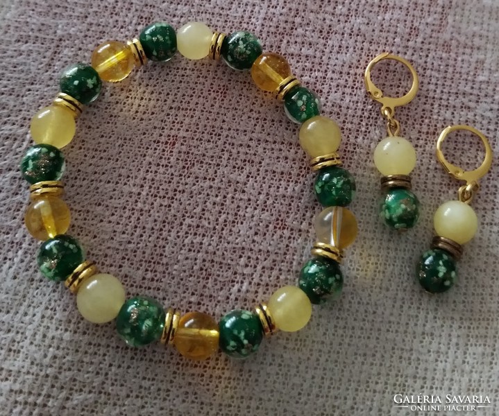 Semi-precious stone jewelry set. Citrine bracelet and earrings