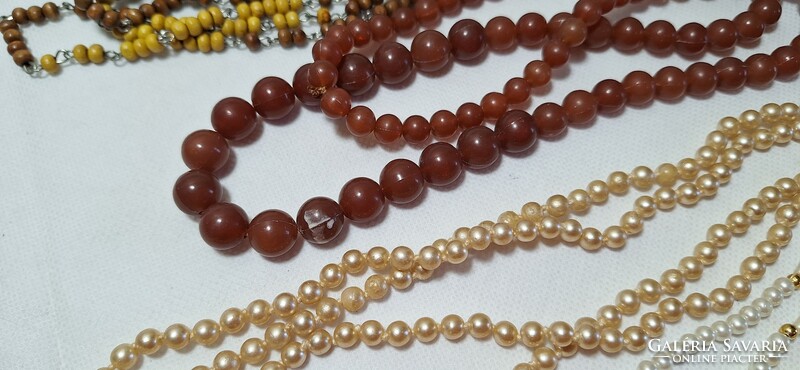 6 pieces vintage string of pearls
