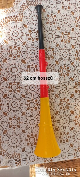 Vuvuzela is 62 cm long