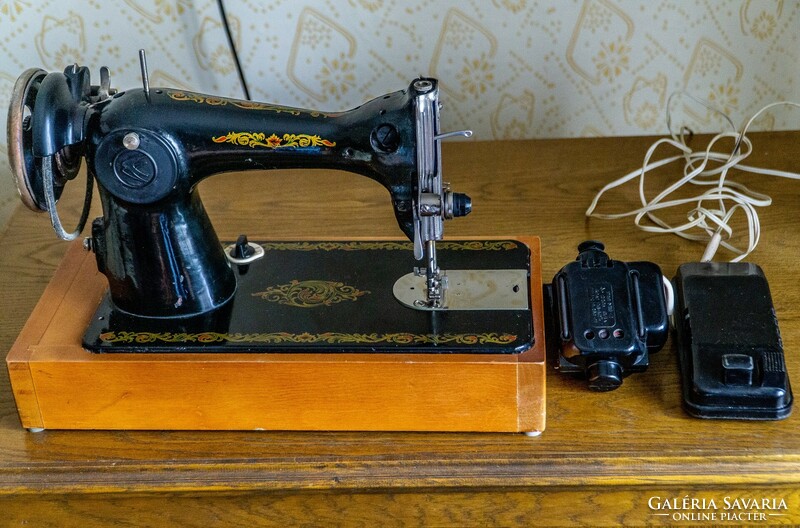 Soviet, Russian electric sewing machine with carrying case and instructions