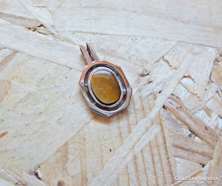 835 silver pendant with tiger's eye stone