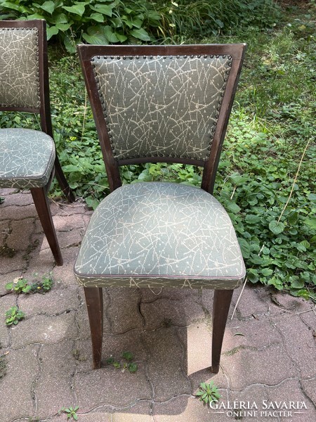 Retro chairs (3 pieces) in good condition for their age