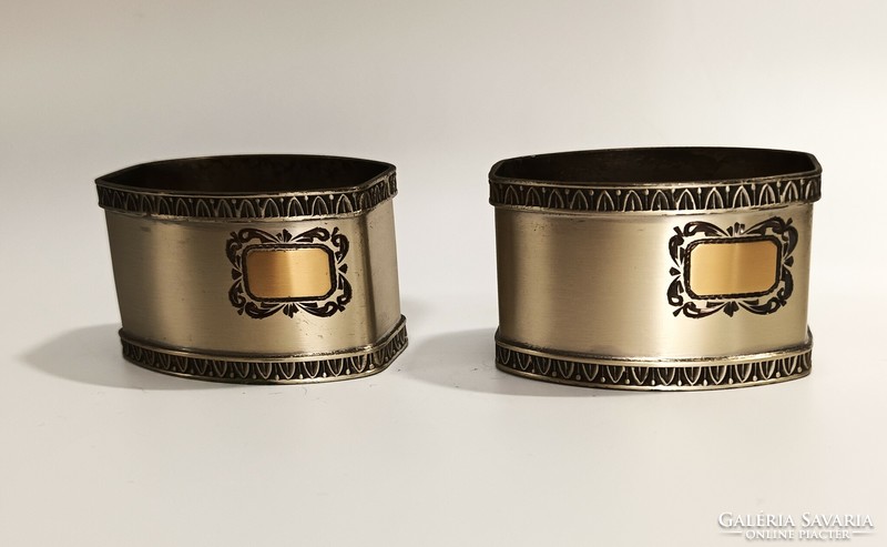 Silver napkin ring with gold leaf