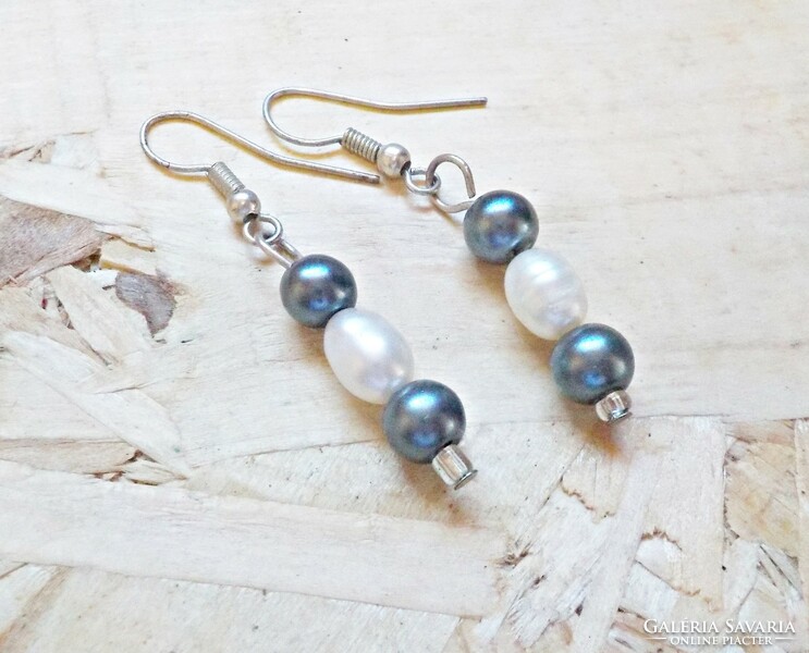 Pearl earrings