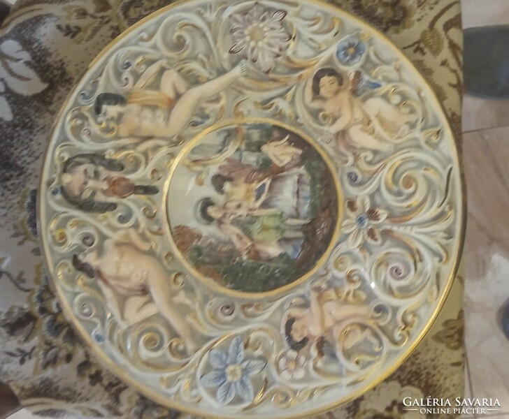 Capodimonte 229 antique Italian numbered flawless plate, diameter 33 cm, beautiful piece! I do personally