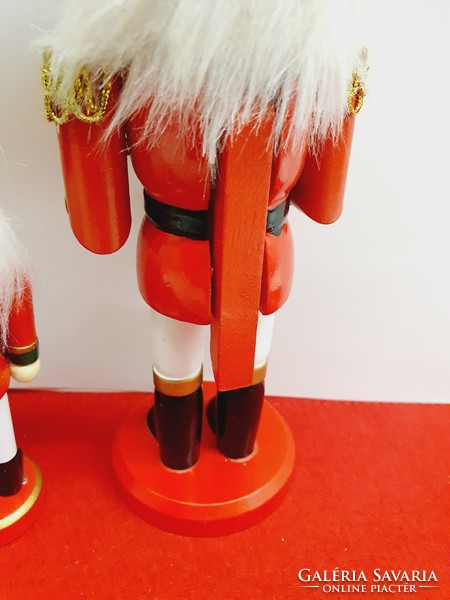 Diótörő katona karácsonyi, téli dekoráció, hibátlan 2 darab
