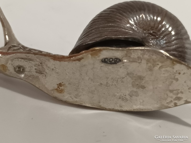 Silver snail