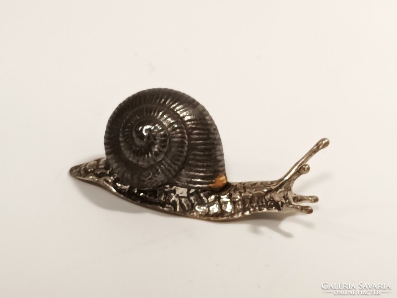 Silver snail