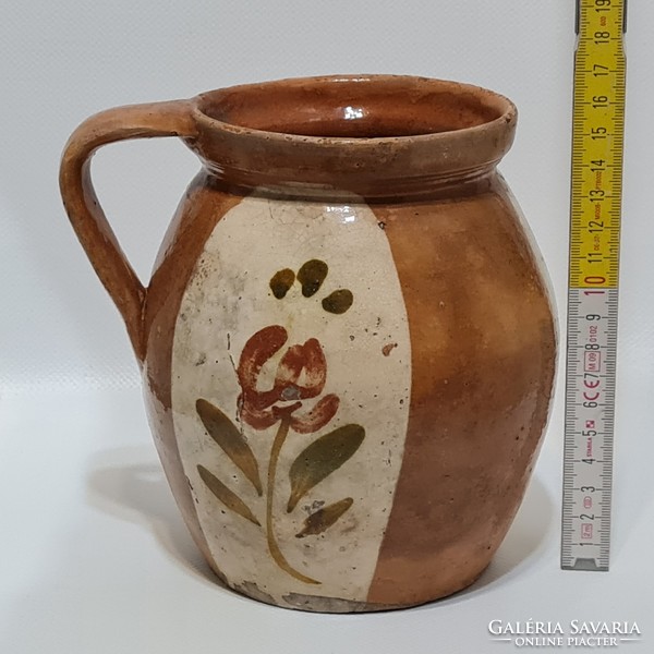 Folk, small ceramic tile with white glaze band, colorful flower pattern, light brown glaze (2995)