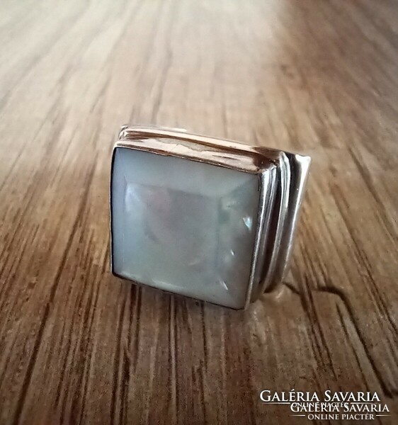 Silver art deco mother of pearl inlaid ring