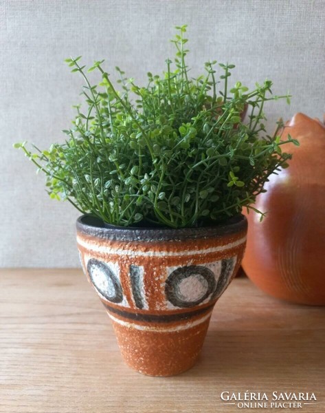 Retro Hungarian ceramic pot. Margit Krajtsovits