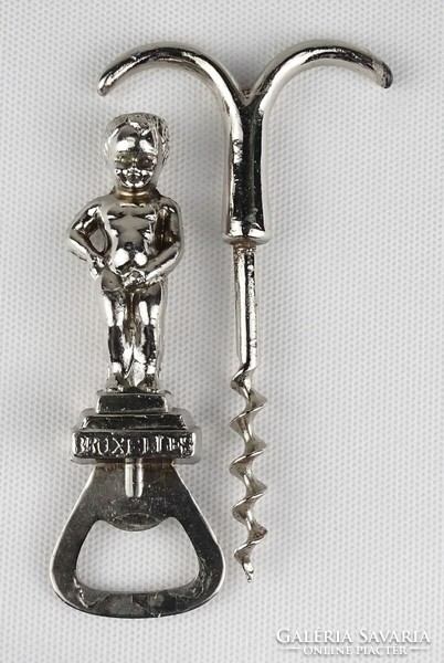 1Q909 peeing Brussels boy bottle opener and corkscrew