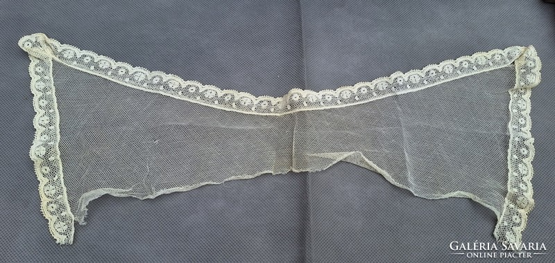 Old tulle lace collar