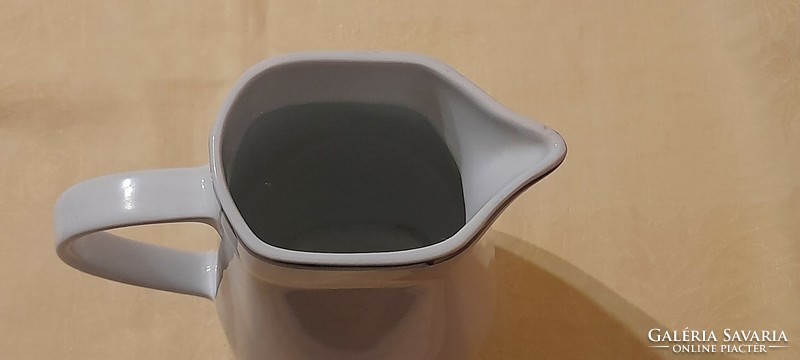 Water jug 1l zsolnay