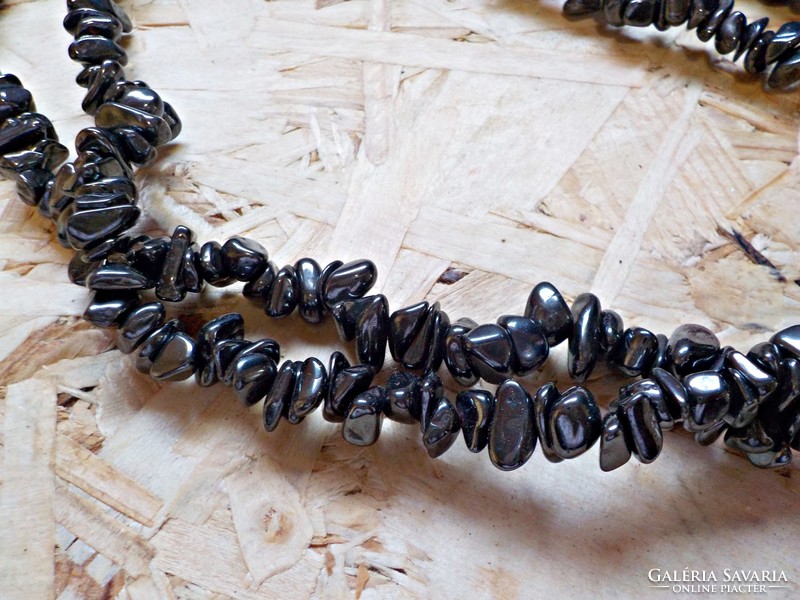 Long hematite mineral pearl necklace