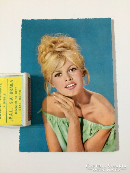 Régi képeslap-Brigitte Bardot-