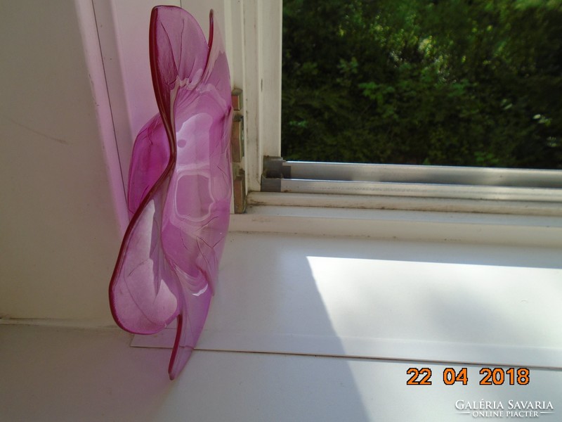 Irizáló rózsaszín virág formájú üveg bonbonier,dísztál 21 cm