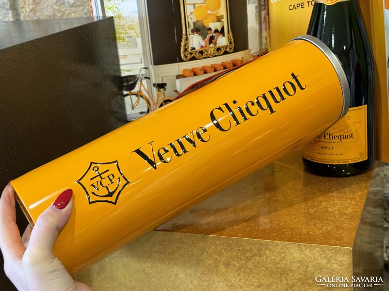 Veuve Clicquot Champagne Mail Box - Postaláda díszcsomagolás 2014-ből - Gyűjtői Ritkaság
