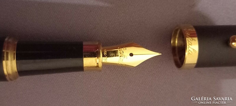 18 K 0.750 Gold nib pen