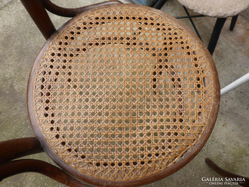 Pair of thonet chairs to be renovated