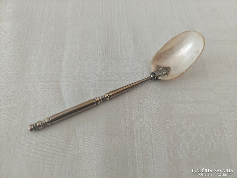 Teaspoon with mother-of-pearl head