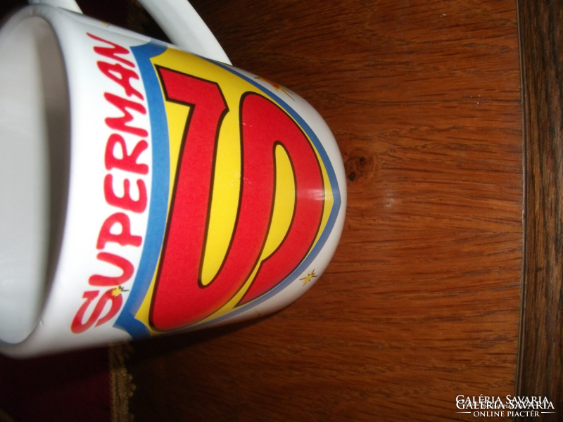 SUPERMAN, LEGSZUPEREBB APU FELÍRATÓS  NEM HASZNÁLT  ÁTMÉRŐ :9,5 CM, MAGASSÁG:11,5 CM