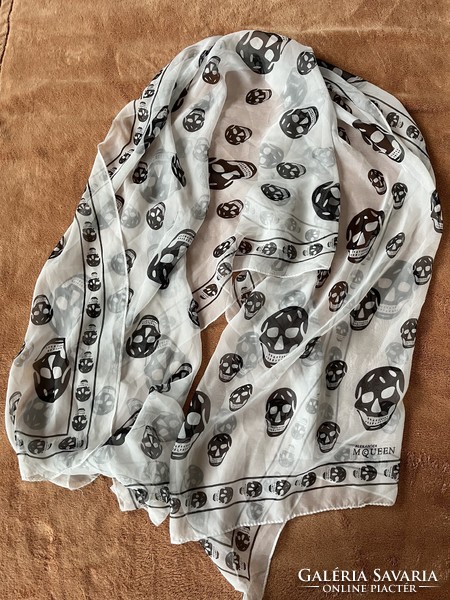 Original alexander mcqueen iconic skull silk scarf