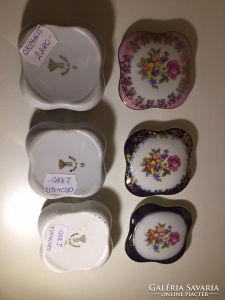 Gyűjteményből eladó német, martinrodai porcelán ékszertartó - 3 db lapos (70)