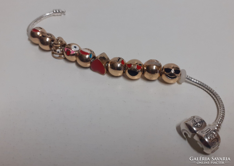 Dúsan 18kr gold-plated branded on a silver-plated chain. Enoji ornament heart charm bracelet chain
