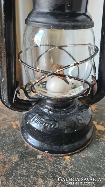 Kerosene lamp