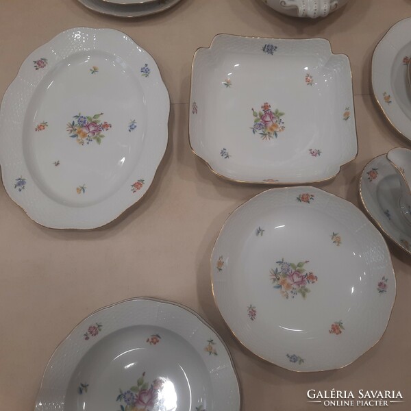 6 személyes Herendi HBC Virágmintás porcelán étkészlet