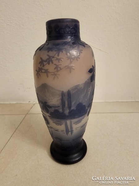 Amazing Devez glass vase