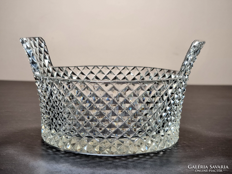 * 19th century American brilliant-cut crystal glass bowl ﻿﻿crystal eared bowl / cut crystal usa /