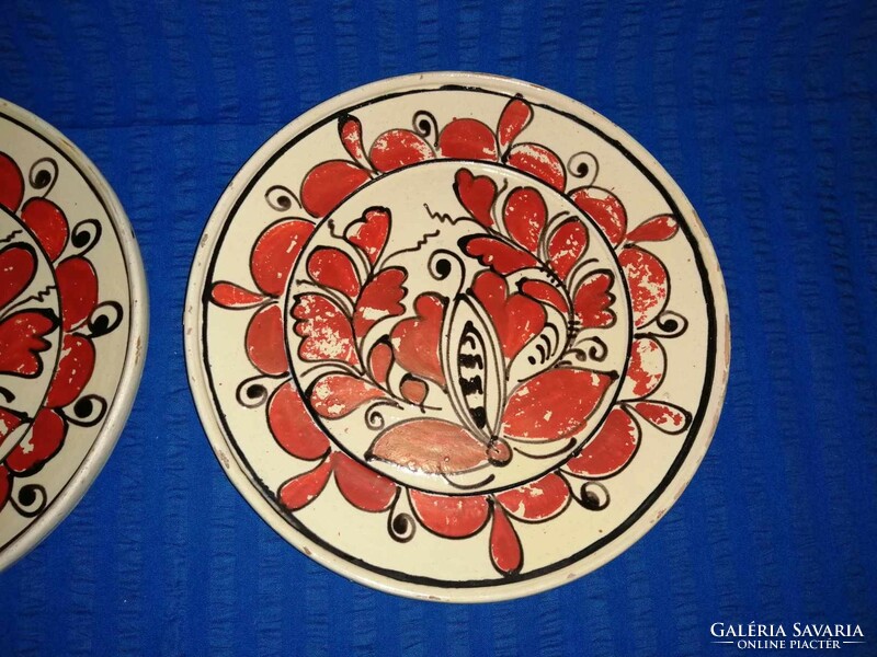 Pair of Korondi ceramic wall plates (a2)