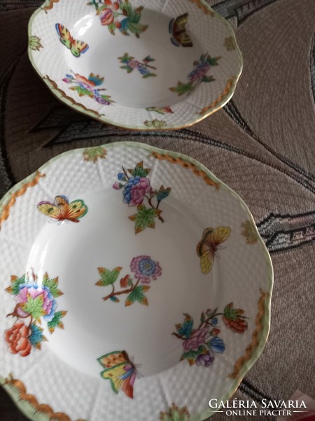 Herend deep plates with Victorian pattern