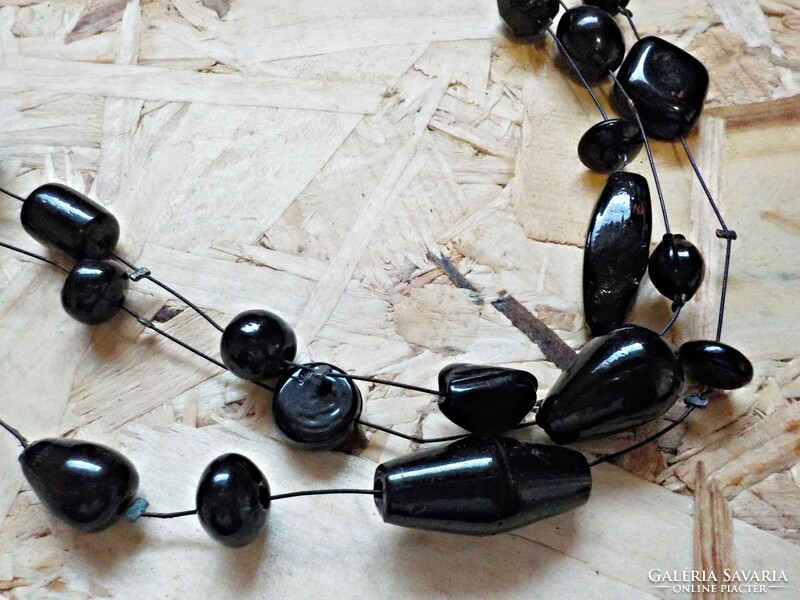 Retro 3-row glass bead necklace