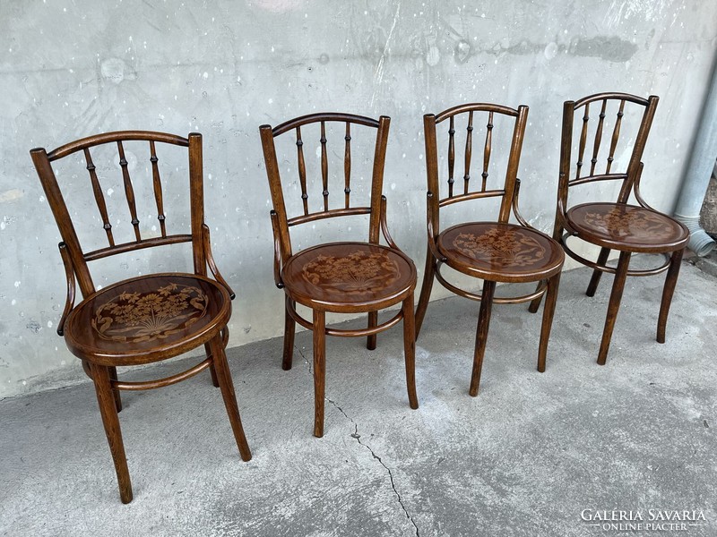 Meseszép Felújított Thonet székek 4db.