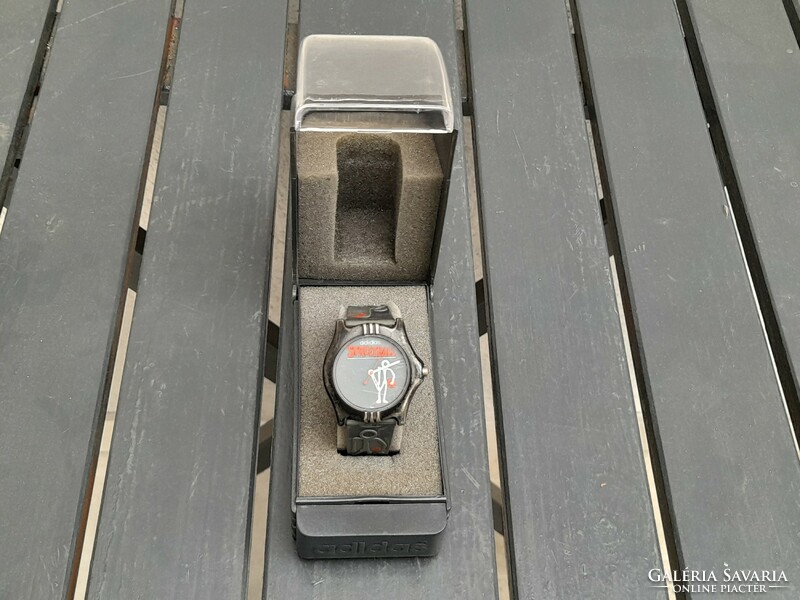 Adidas men's or young children's watch in watch box