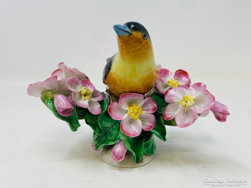 Herend bird on a blooming cherry branch porcelain figure (7.5X10cm) rz