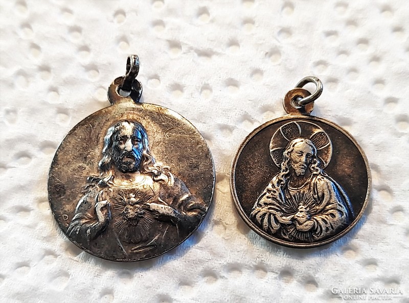 2 db. antik ezüst Jézus / Mária medál