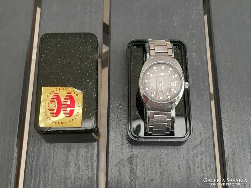 HUF 1 23-stone logan steel case men's watch in watch box