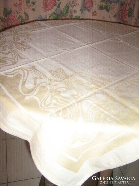 Wonderful butter-colored golden lily pattern damask tablecloth