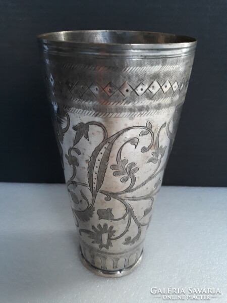 Antique silver-plated alpaca vase / cup with hand-engraved pattern