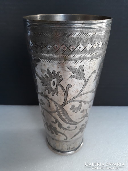 Antique silver-plated alpaca vase / cup with hand-engraved pattern