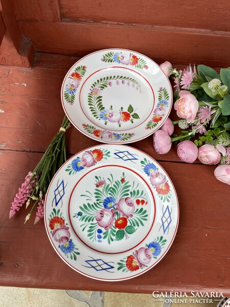 Gyönyörű Hollóházi virágos Falitányérok falitányér 24 cm porcelán tányér