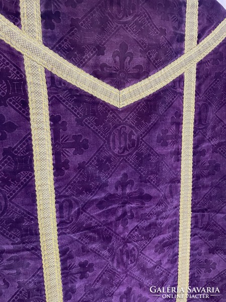 Lilac velvet - patterned mass dress