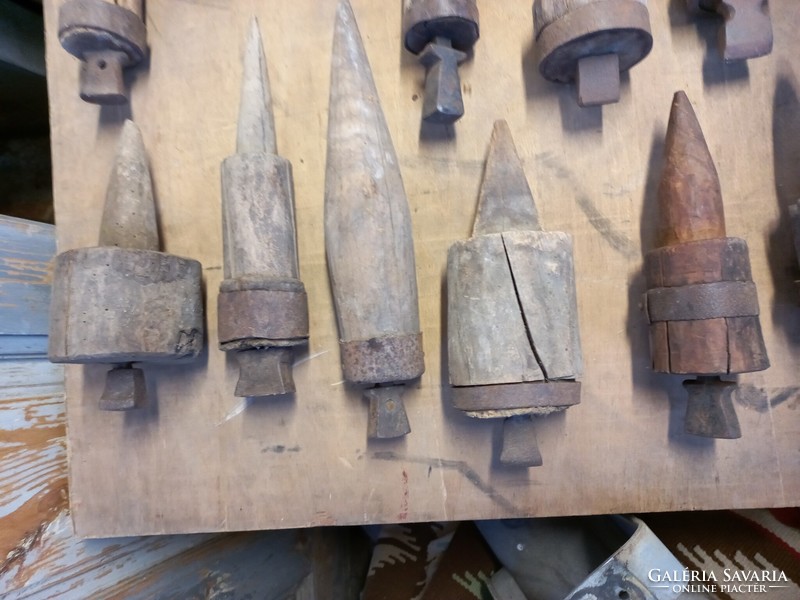 Antique mini anvil